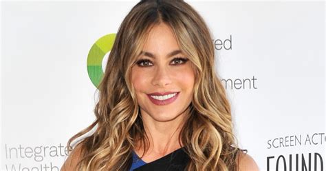 Sofia Vergara Poses Completely Nude at 45: Photos